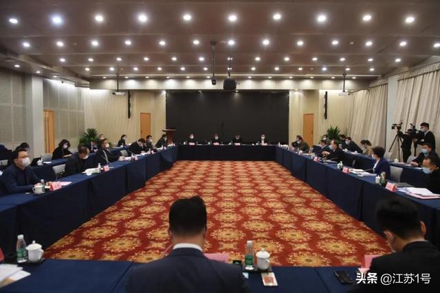 8ed818138213446c9e7d85f312b01a49.jpg 跟著中辦國辦調研江蘇復工復產 | 一座特大城市的“復活”之路